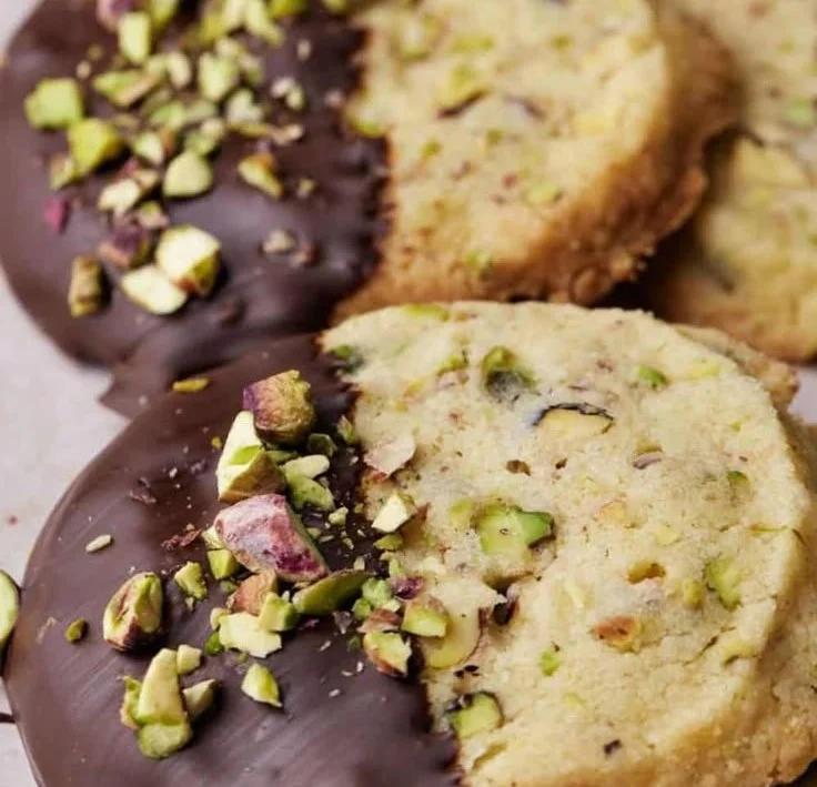 Delicious pistachio shortbread cookies on a decorative plate