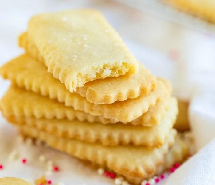 Freshly baked shortbread cookies on a cooling rack