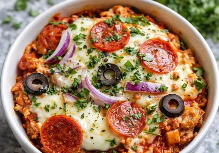 Delicious Cottage Cheese Pizza Bowl garnished with fresh toppings