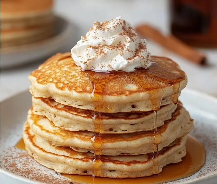 Low-calorie protein pancakes made with cinnamon and Greek yogurt